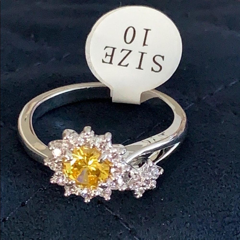 Beautiful ring ❤️ sz10